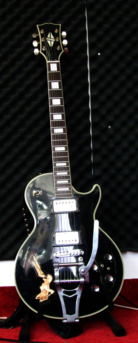 100958d1240605954-schickt-mal-bilder-eurer-gitarre-part-ii-lespaul.jpg
