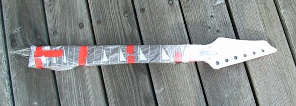 77877d1211813898-diy-johnsonstrat-80er-poser-klampfe-rimg0109.jpg