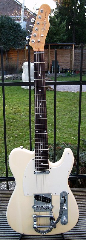 97622d1237482827-bigsby-mit-rollenbr-cke-tele-tele.jpg