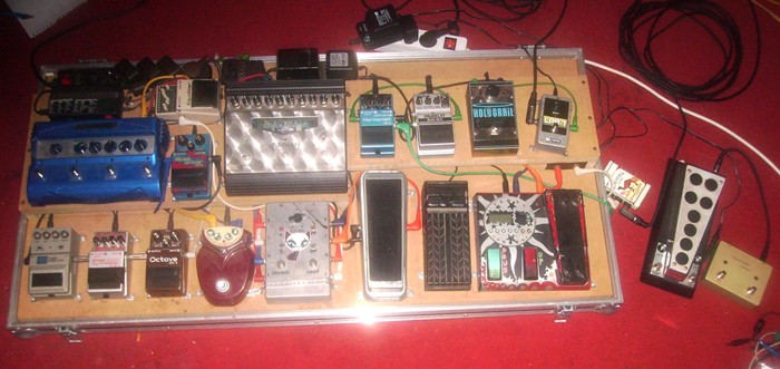 87929d1224971660-zeigt-her-eure-effektboards-part-iii-pedalboard-web.jpg