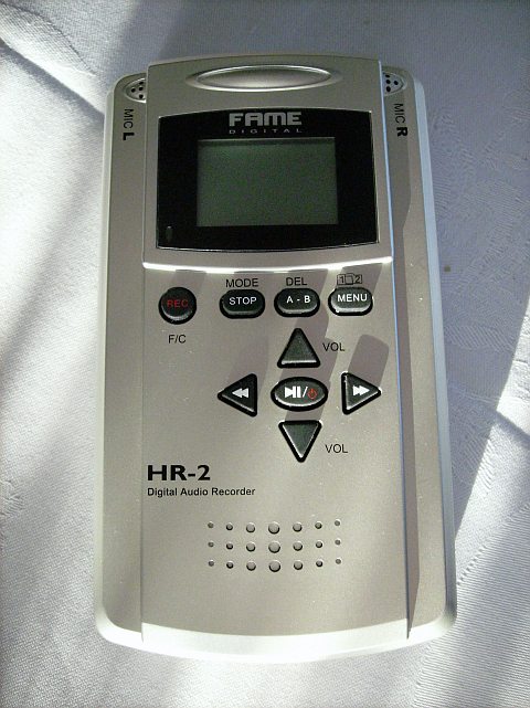 87669d1224621307-review-handheld-digialrecorder-fame-hr-2-swissonic-mdr-2-img-stage-line-dpr2000-full.jpg
